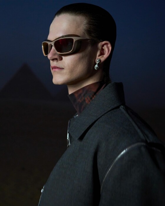 Ο οίκος Dior παρουσίασε τη συλλογή Celestial στη σκιά των πυραμίδων της Αιγύπτου