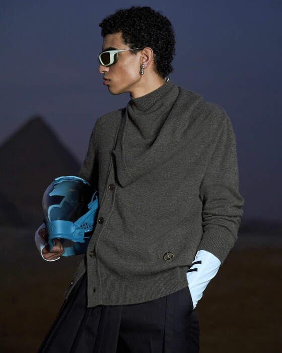 Ο οίκος Dior παρουσίασε τη συλλογή Celestial στη σκιά των πυραμίδων της Αιγύπτου