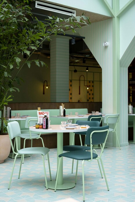 Ένα παρισινό εστιατόριο μας συστήνει στη ρετρό κινέζικη αισθητική