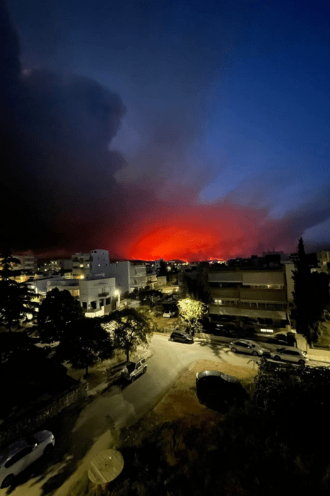 Απόκοσμες εικόνες από τη φωτιά στην Αλεξανδρούπολη- «Χάθηκε» ο ήλιος