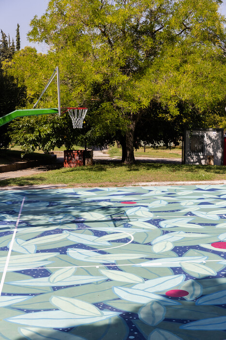 Δύο γήπεδα μπάσκετ μετατράπηκαν σε έργα τέχνης