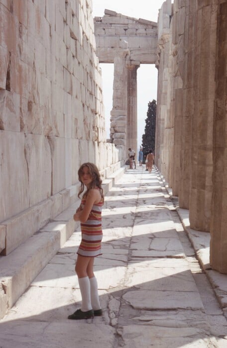 Francesca Woodman: Μια σύντομη ζωή, ένα έργο που επηρεάζει του καλλιτέχνες σήμερα, περισσότερο από ποτέ