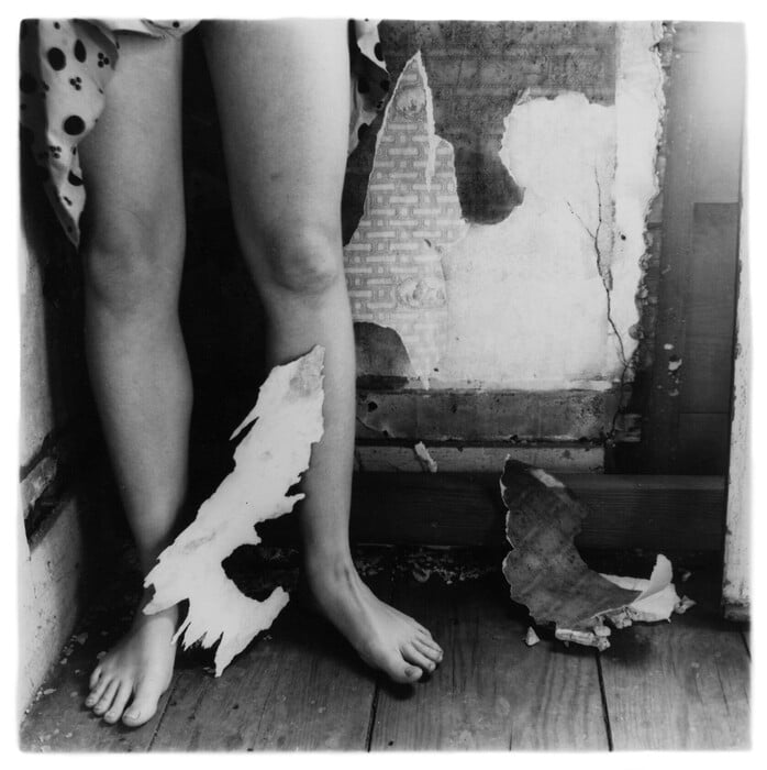 Francesca Woodman: Μια σύντομη ζωή, ένα έργο που επηρεάζει του καλλιτέχνες σήμερα, περισσότερο από ποτέ