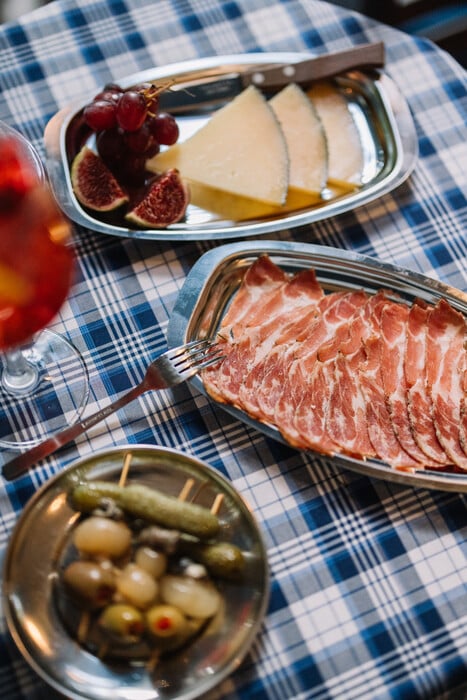 Αmore Spritzeria: Για garibaldi και αυγοτάραχο από νωρίς