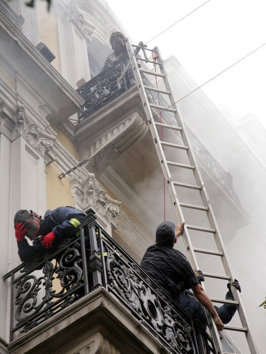 Εικόνες από την τραγωδία της Marfin 15 χρόνια μετά