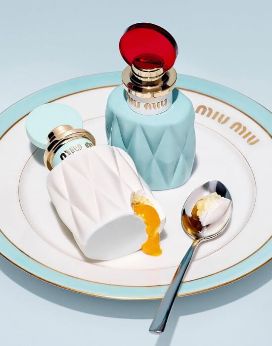 To food porn της μόδας: Ντομάτες υψηλής ραπτικής, τρέντι smoothies και high fashion ψωμιά/Το φαγητό είναι το νέο trend