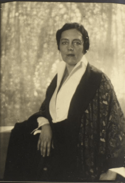 Romaine Brooks: Συμφωνία σε γκρι από μια ξεχασμένη κυρία της ζωγραφικής