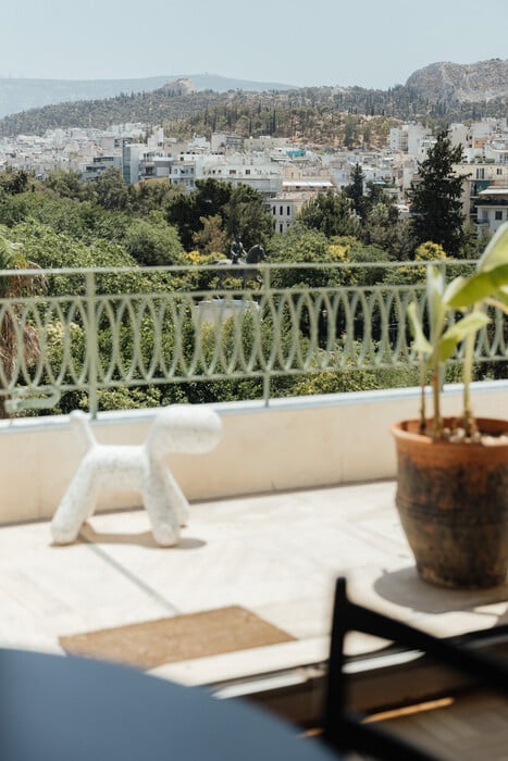 Ένα διαμέρισμα με ένα καλό φάντασμα