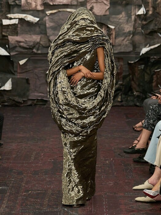 Glenn Martens στον Margiela: Επιτέλους αυθεντική μόδα!
