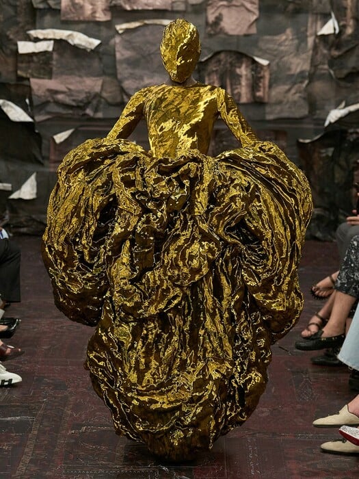 Glenn Martens στον Margiela: Επιτέλους αυθεντική μόδα!