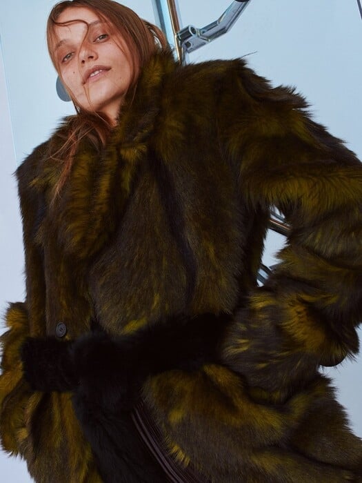 Collection D: H νέα συλλογή της Phoebe Philo προοιωνίζεται τη μεγάλη επιστροφή της Couture στη μόδα
