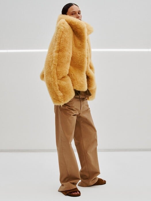 Collection D: H νέα συλλογή της Phoebe Philo προοιωνίζεται τη μεγάλη επιστροφή της Couture στη μόδα