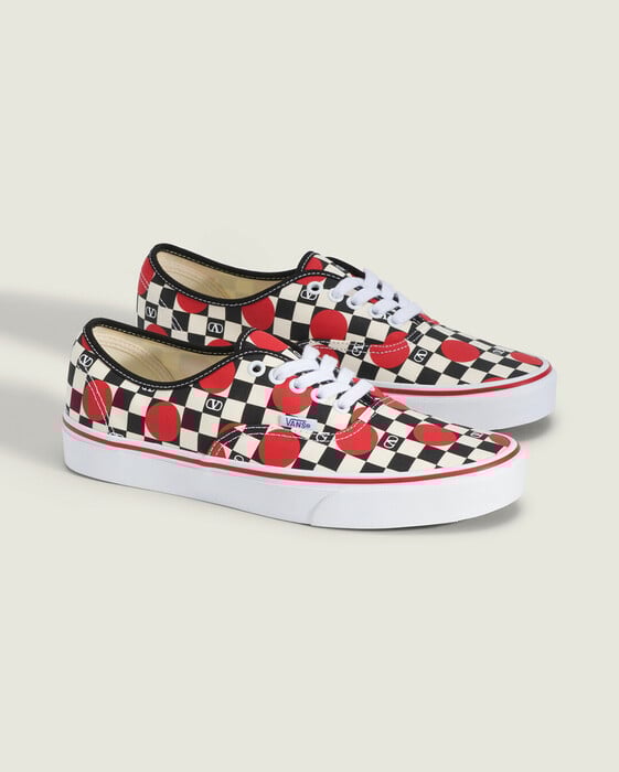 Valentino Garavani x Vans: Η συνεργασία που ενώνει την υψηλή ραπτική με το skate DNA