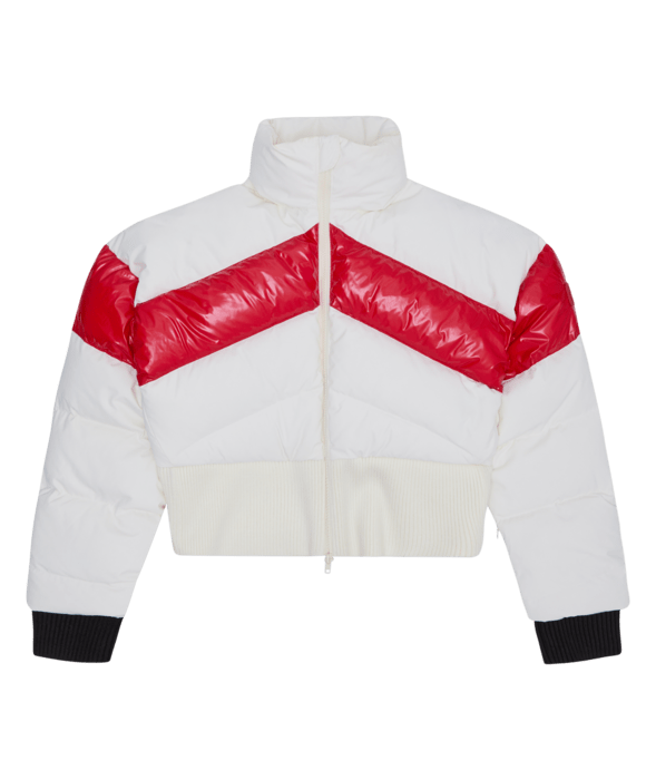 Η νέα εποχή της ellesse: sporty glam για κάθε μέρα που μοιάζει με περιπέτεια