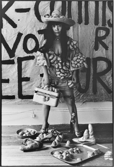 Το μαγευτικό, υπερβατικό σύμπαν της Yayoi Kusama προσγειώνεται στην Ευρώπη