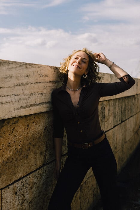 Ήρα Κατσούδα: «Οι όμορφες σκέψεις δεν χρειάζεται να είναι χρήσιμες»