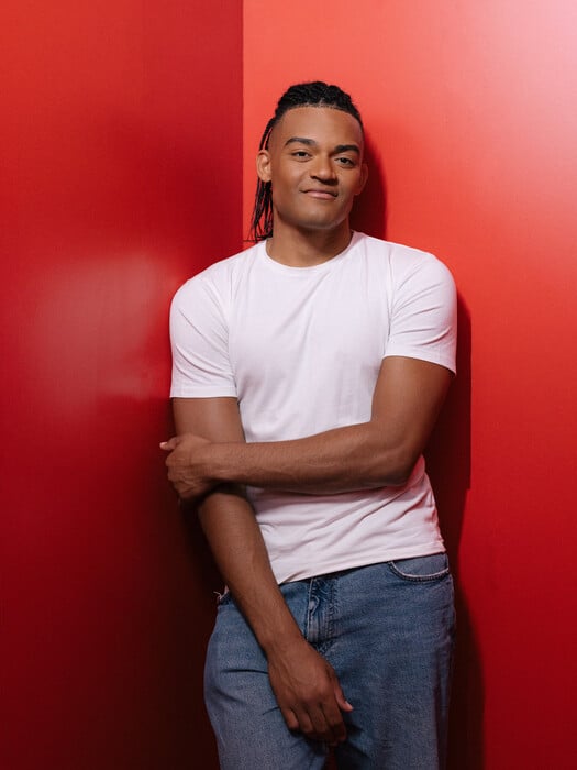 Εμμανουήλ Καραλής: Πολλοί είναι δίπλα σου στα μετάλλια, στο χειροκρότημα και στη λάμψη, αλλά μετά οι προβολείς σβήνουν