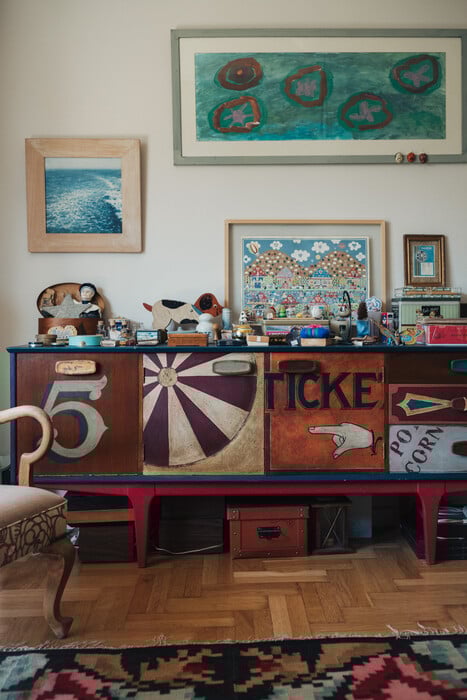 Ο παράδεισος των ευτελών / Ένα διαμέρισμα που κάνει τα ευτελή να μοιάζουν πολύτιμα