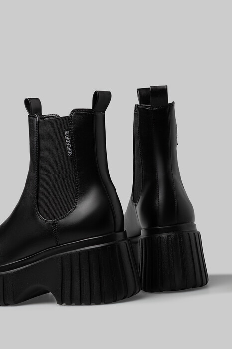 Superdry&Co: Η νέα συλλογή παπουτσιών FW25 κάνει level up στο street style σου 