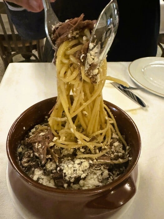 Δώδεκα Πιάτα: Νέα αθηναϊκή κουζίνα με υπογραφή