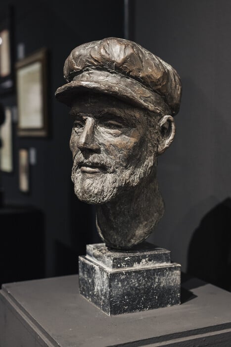 εΠΕΞΕΡΓΑΣΙΑ 10 + 1 σπάνια αντικείμενα και έργα τέχνης από την έκθεση «Εγώ, ο Ανδρέας Βουτσινάς» 