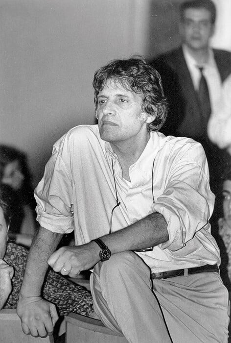 Είναι το «Singapore Sling» η πιο παρεξηγημένη ταινία του ελληνικού σινεμά;