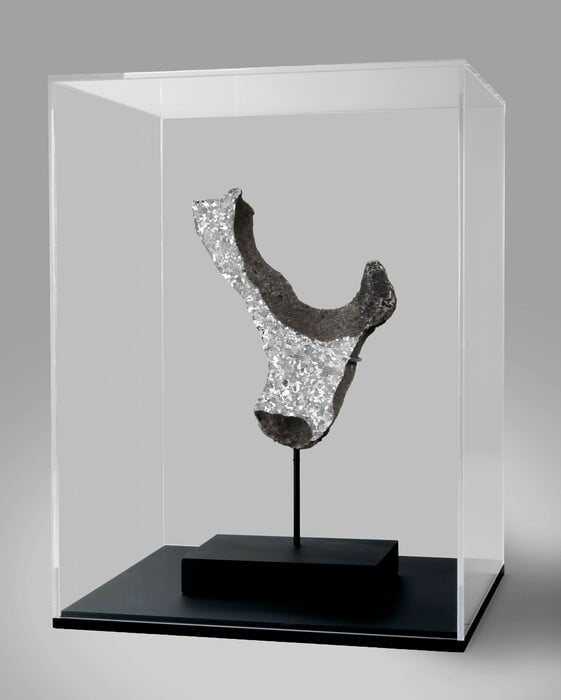 Ο οίκος Christie’s δημοπρατεί μετεωρίτες σπάνιας ομορφιάς 