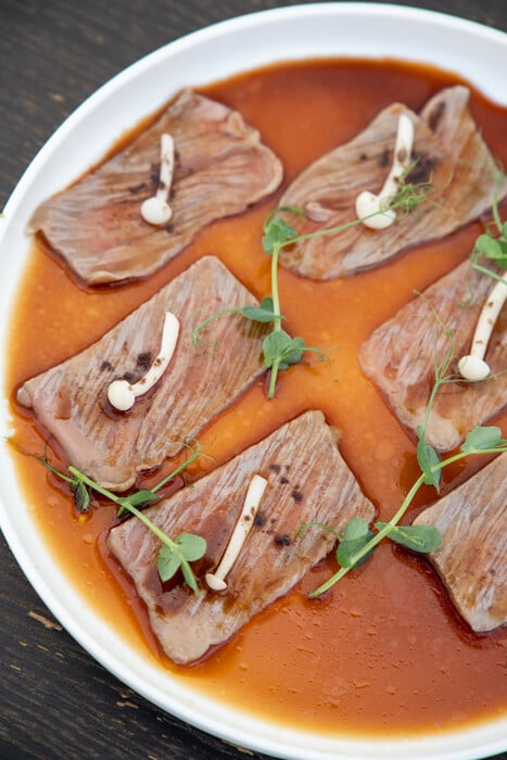 Στο Mylos της Γλυφάδας για ένα από τα καλύτερα ταρτάρ τόνου της πόλης