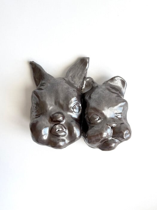 H Λεονή Σπεχτ κάνει το «cute» γλώσσα επιθυμίας και ευαλωτότητας