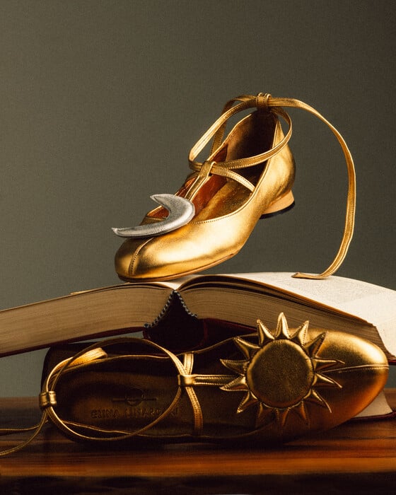 Η Elina Linardaki δημιουργεί τα ωραιότερα παπούτσια που είδαμε τελευταία