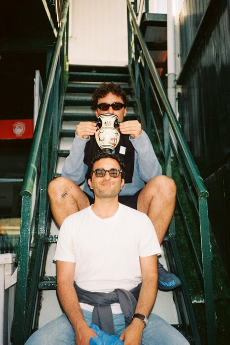 Ο τρυφερός, αναλογικός κόσμος της Ληλένας Μαρίνου