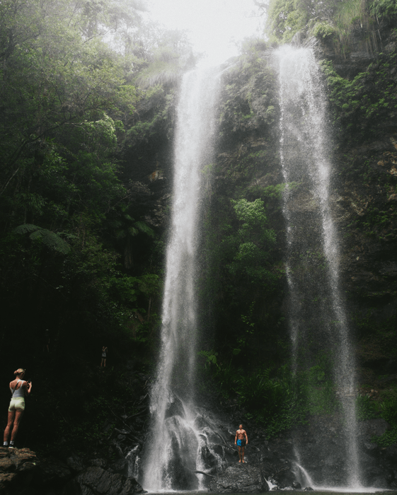 Οι όμορφες, μικρές στιγμές της Αθήνας με τη ματιά του Ντάγκλας Μάρτιν Έβελι