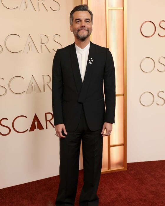 Όσκαρ 2026: Οι εμφανίσεις που ξεχώρισαν στο κόκκινο χαλί