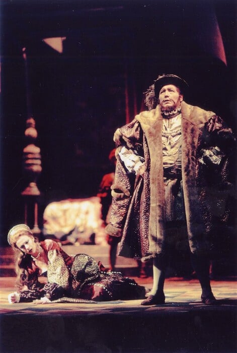 Μπήκαμε στις πρόβες της «Άννα Μπολένα» στην Εθνική Λυρική Σκηνή 