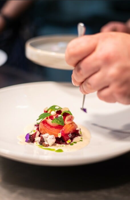 «Mayor»: Εξαιρετική γαστρονομική βραδιά με τον βραβευμένο με αστέρι Michelin Chef, Παύλο Κυριάκη