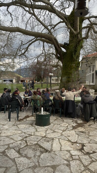 «Φαντάζομαι έναν κόσμο στον οποίο θα μπορούν οι άνθρωποι να ζουν στα χωριά ξανά»