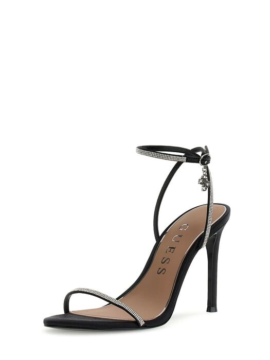 GUESS: SS26 COLLECTION MEN / WOMEN