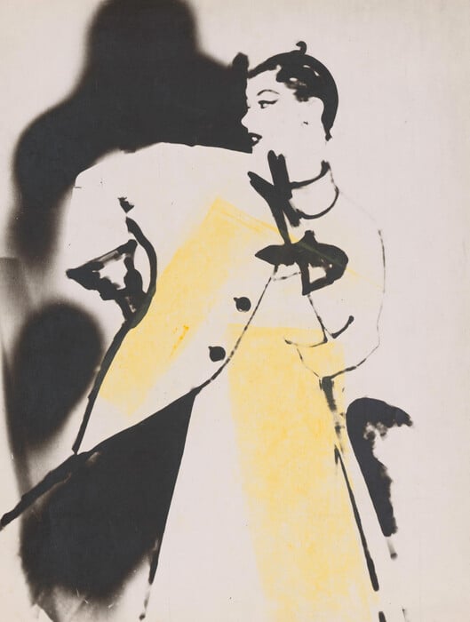 Η γυναίκα που έκανε τη μόδα να μοιάζει με σκιά