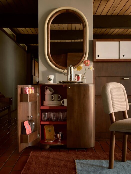 Το ανυπέρβλητα cool γούστο της Έμα Τσάμπερλεν