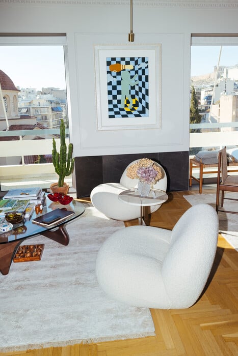 Ένα σπίτι που ανοίγει σαν σκηνή