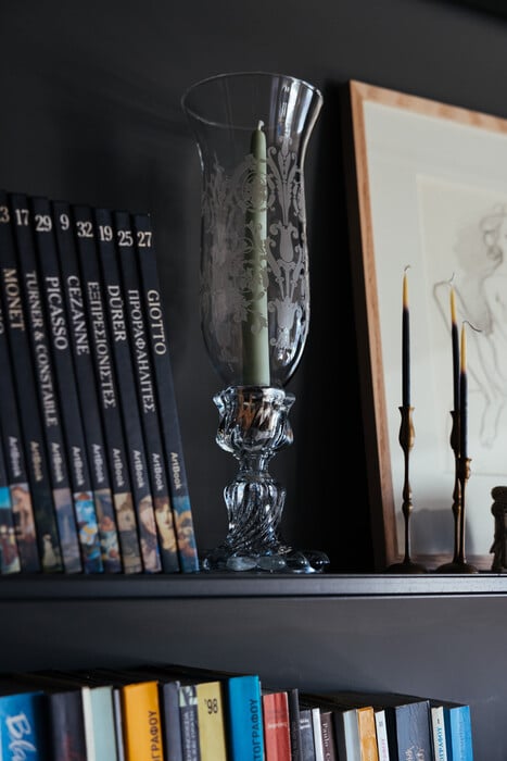 Ένα σπίτι που ανοίγει σαν σκηνή