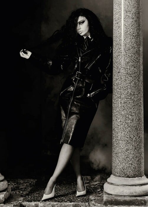 Μετά το Brat, η Τσάρλι XCX ψάχνει ξανά τον κίνδυνο