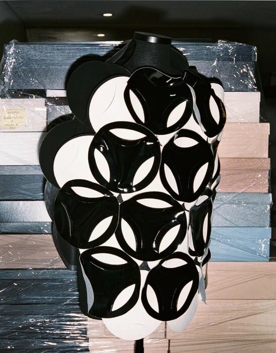 Η Ζάχα Χαντίντ και το τίμημα του να μη μικραίνεις