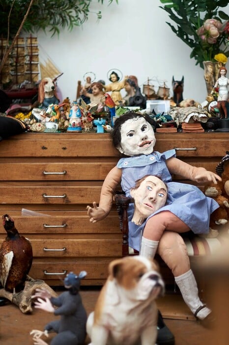 Η Πόλα Ρέγκο δεν ζωγράφισε ποτέ μικρές, ευγενικές παρηγοριές