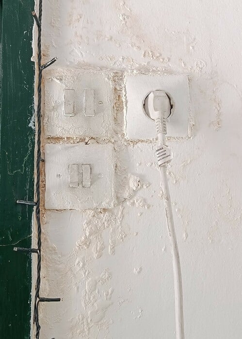 Λυκαβηττός: το σχολείο-μνημείο του Δημήτρη Πικιώνη που καταρρέει