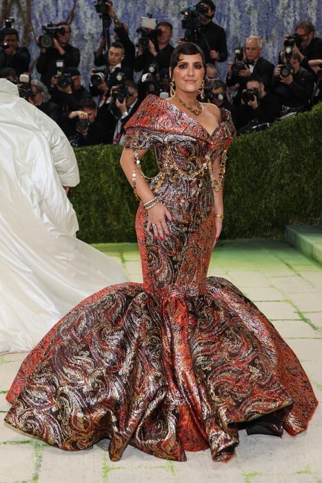 MET GALA ΕΡΓΑ ΤΕΧΝΗΣ ΕΝΔΥΜΑΣΙΑ ΡΟΥΧΑ ΕΡΓΑ ΤΕΧΝΗΣ