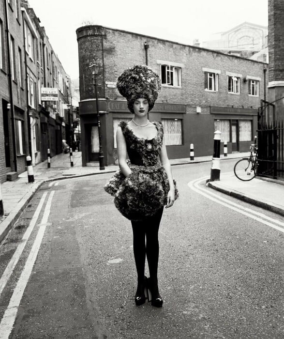 Steven Meisel: Το εκθαμβωτικά αγενές Λονδίνο της Stella Tennant, της Bella Freud και της Isabella Blow