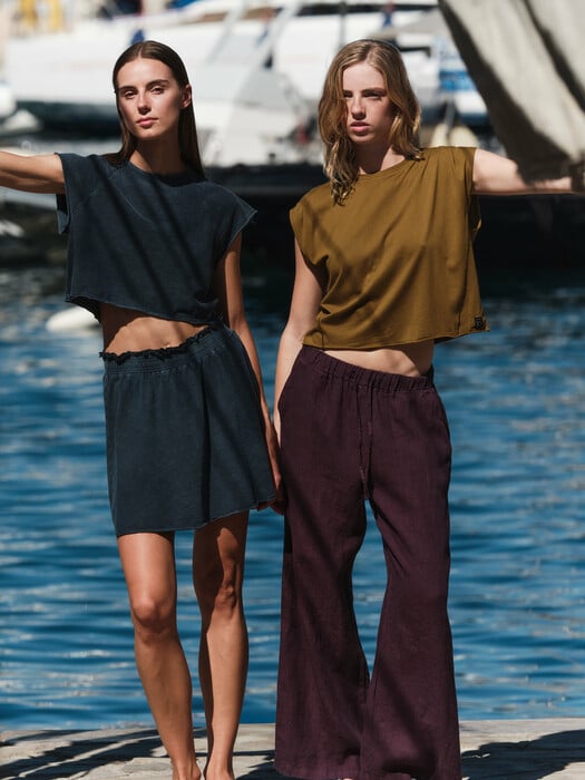 Νέα Dirty Laundry SS26 συλλογή εμπνευσμένη από την ελληνική καλοκαιρινή εμπειρία