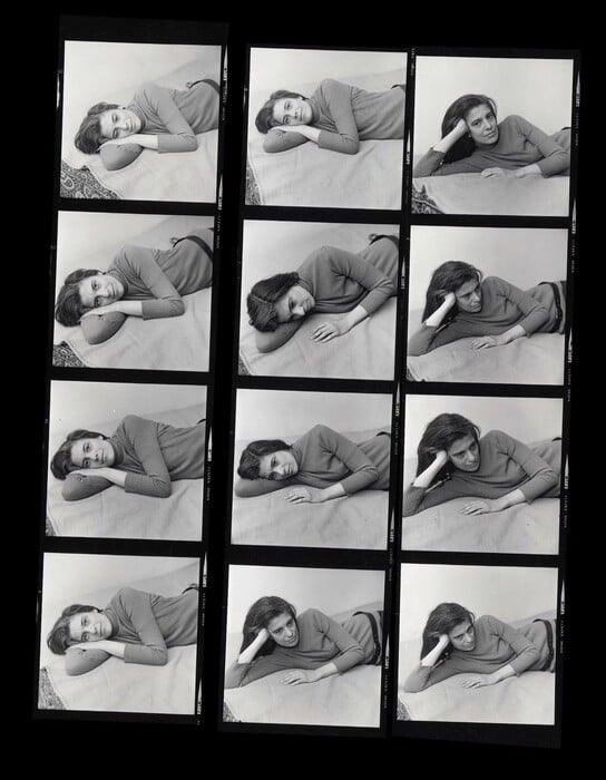 Τα contact sheets του Πίτερ Χούγιαρ δείχνουν τον καλλιτέχνη πριν γίνει μύθος