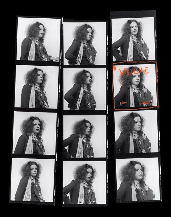Τα contact sheets του Πίτερ Χούγιαρ δείχνουν τον καλλιτέχνη πριν γίνει μύθος